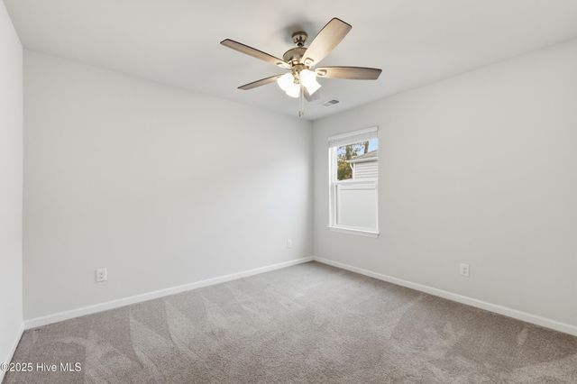 668 Buckeye Road NE, Leland, NC 28451