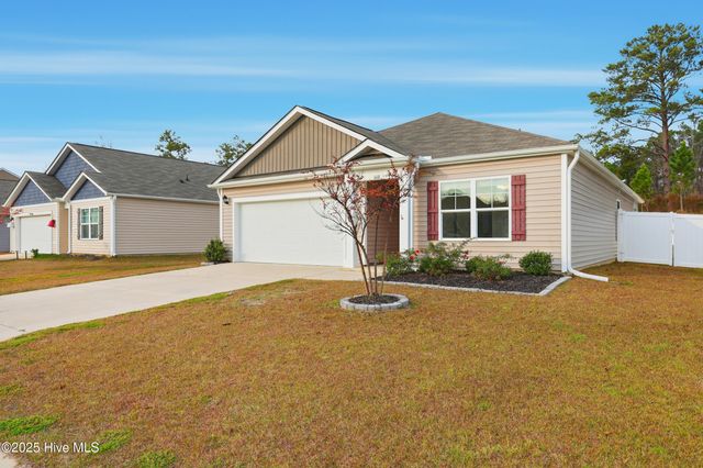 668 Buckeye Road NE, Leland, NC 28451