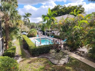 485 N Pine Island Rd 204, Fort Lauderdale, FL 33324