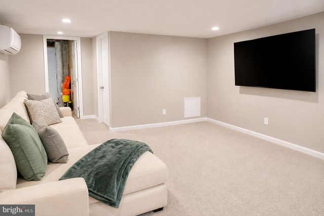 3817 BERKLEY AVE, Drexel Hill, PA 19026