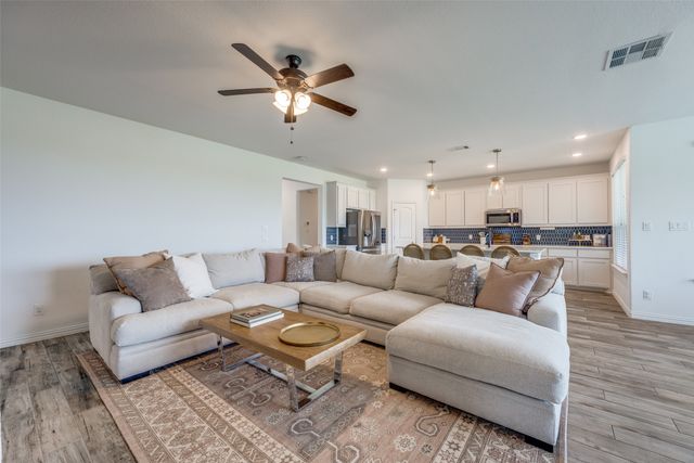 1933 Franklin Road, Tom Bean, TX 75090