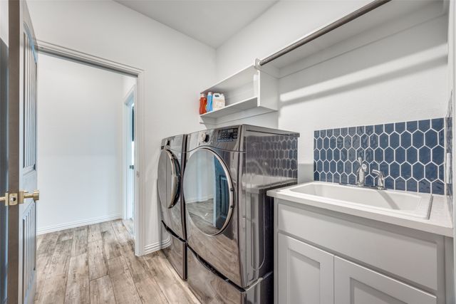 1933 Franklin Road, Tom Bean, TX 75090