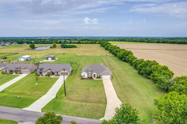 1933 Franklin Road, Tom Bean, TX 75090