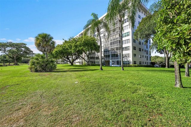 3050 N Palm Aire Drive 909, Pompano Beach, FL 33069