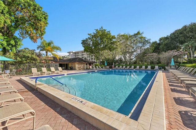 3050 N Palm Aire Drive 909, Pompano Beach, FL 33069