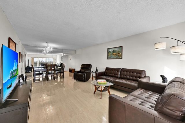 3050 N Palm Aire Drive 909, Pompano Beach, FL 33069