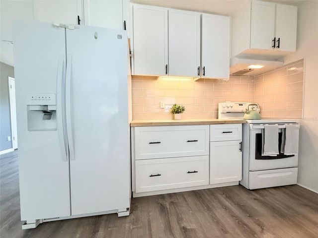 102 GLEN RIDGE AVENUE, Temple Terrace, FL 33617
