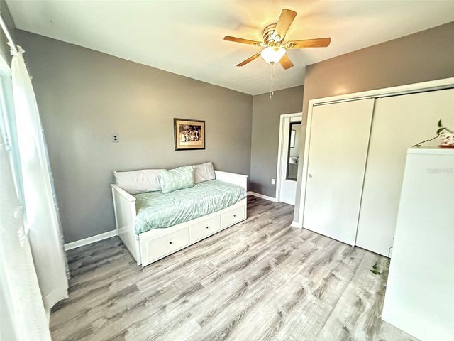 102 GLEN RIDGE AVENUE, Temple Terrace, FL 33617