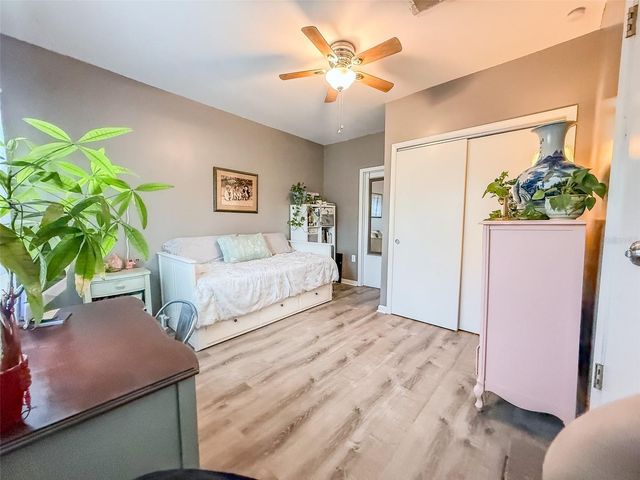 102 GLEN RIDGE AVENUE, Temple Terrace, FL 33617