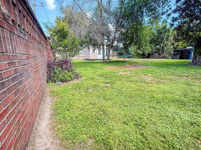 102 GLEN RIDGE AVENUE, Temple Terrace, FL 33617