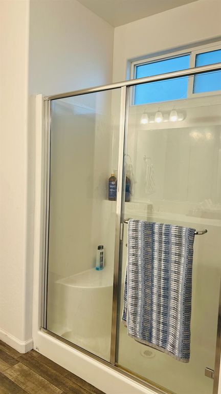 Image 7 of property listing at 14338 W El Mar Avenue, Kerman, CA 93630