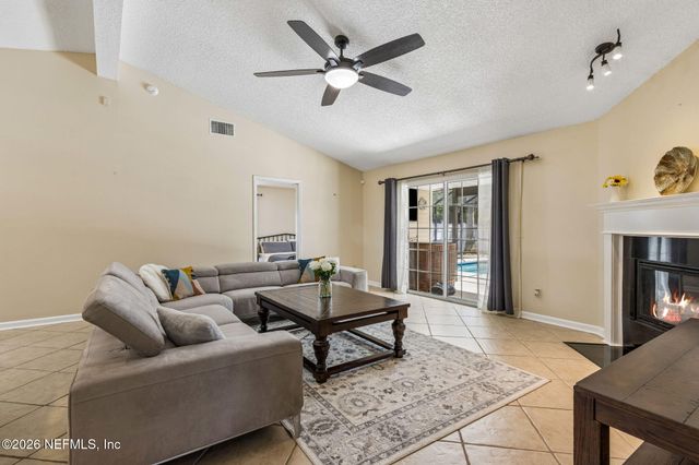 4584 ARROW WIND Lane, Jacksonville, FL 32258