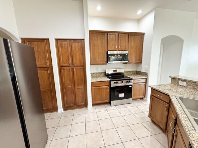 9716 Amber Court, Denton, TX 76207