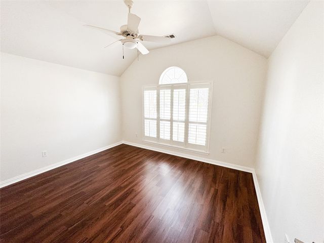 9716 Amber Court, Denton, TX 76207