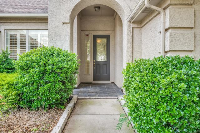 9716 Amber Court, Denton, TX 76207