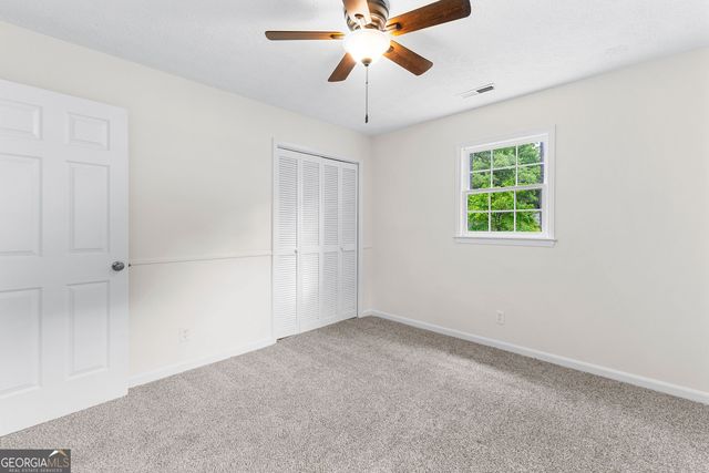 223 Pinehaven Drive, Lagrange, GA 30240