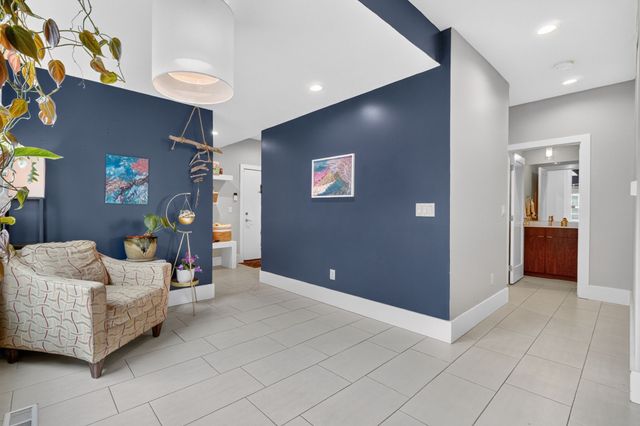 8536 Long Meadow Lane, Johnston, IA 50131