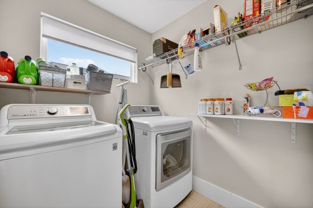 8536 Long Meadow Lane, Johnston, IA 50131