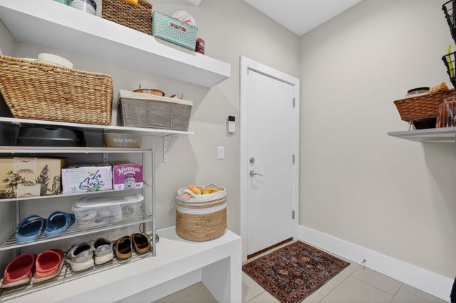 8536 Long Meadow Lane, Johnston, IA 50131