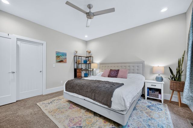 8536 Long Meadow Lane, Johnston, IA 50131