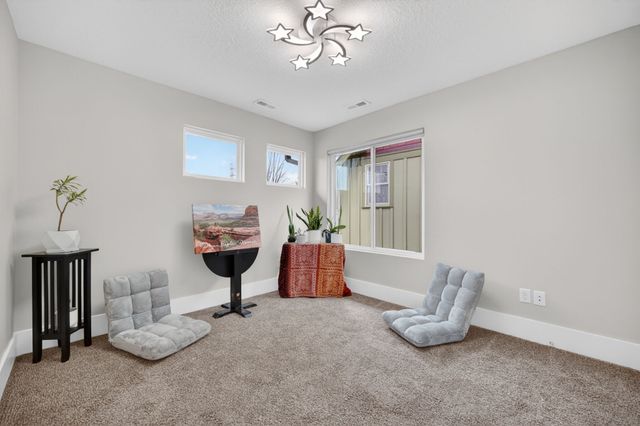 8536 Long Meadow Lane, Johnston, IA 50131