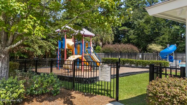 8705 Plantation Landing Drive, Wilmington, NC 28411