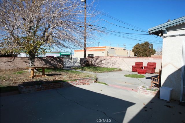 44129 Carolside, Lancaster, CA 93535
