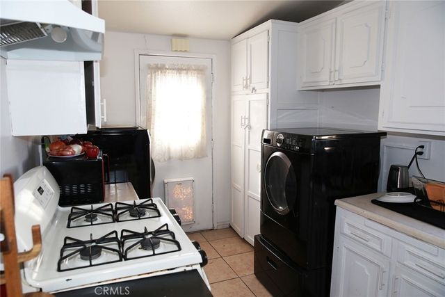 44129 Carolside, Lancaster, CA 93535