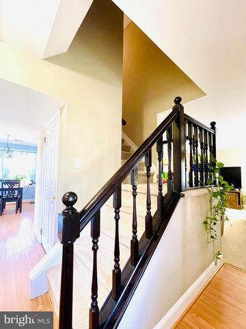 4 MILLBANK CT, Voorhees, NJ 08043