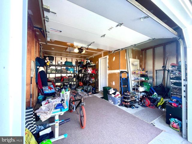 4 MILLBANK CT, Voorhees, NJ 08043