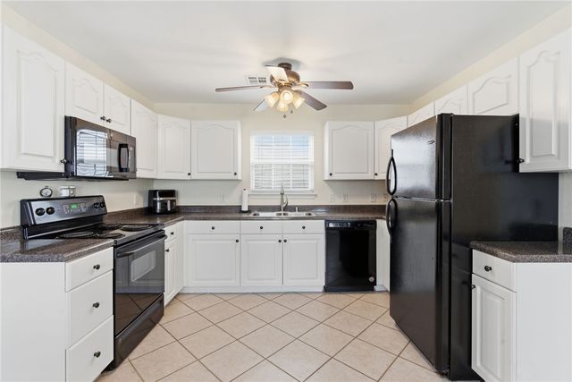 2741 N Westminster Drive, Fayetteville, AR 72704