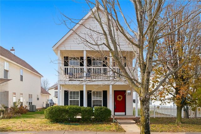 2741 N Westminster Drive, Fayetteville, AR 72704