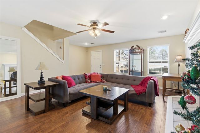 2741 N Westminster Drive, Fayetteville, AR 72704