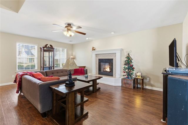 2741 N Westminster Drive, Fayetteville, AR 72704