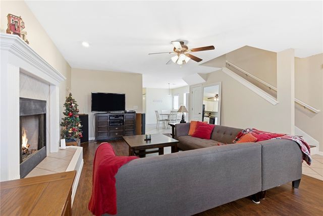 2741 N Westminster Drive, Fayetteville, AR 72704