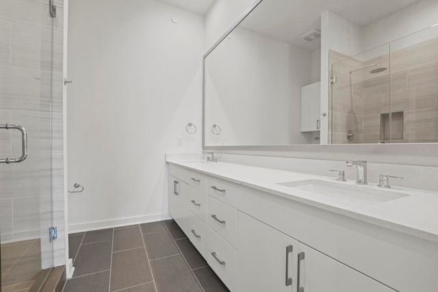 410 W 9th Street 101, Dallas, TX 75208