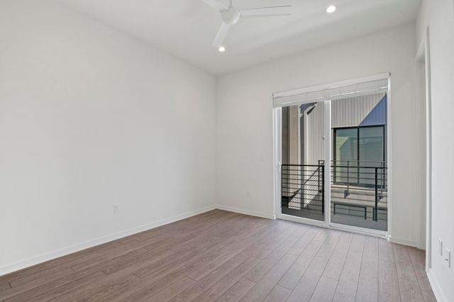 410 W 9th Street 101, Dallas, TX 75208