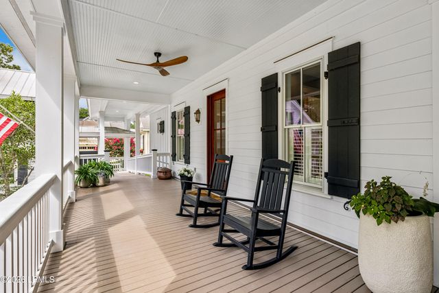 8 Old Oak Road, Bluffton, SC 29909