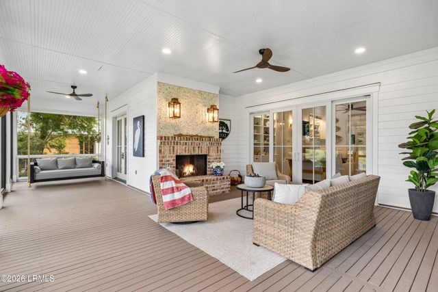 8 Old Oak Road, Bluffton, SC 29909