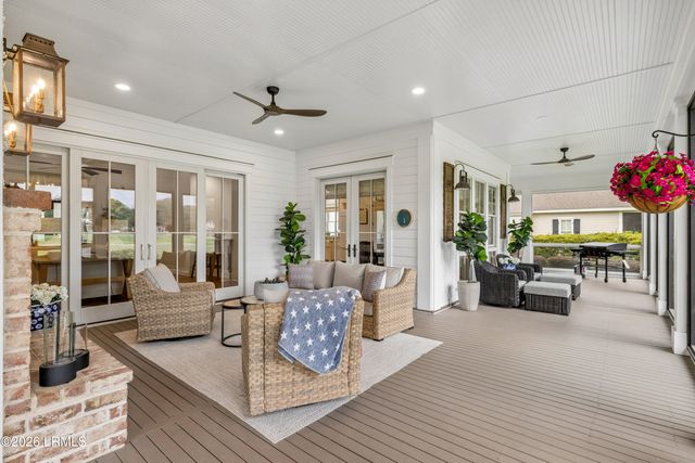 8 Old Oak Road, Bluffton, SC 29909
