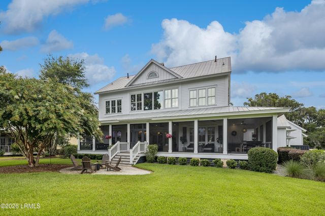 8 Old Oak Road, Bluffton, SC 29909