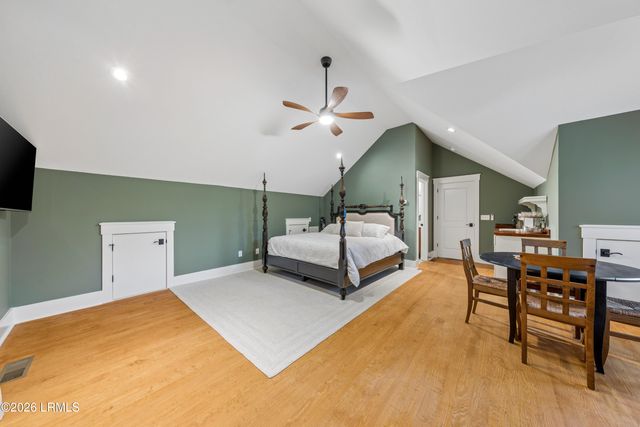 8 Old Oak Road, Bluffton, SC 29909