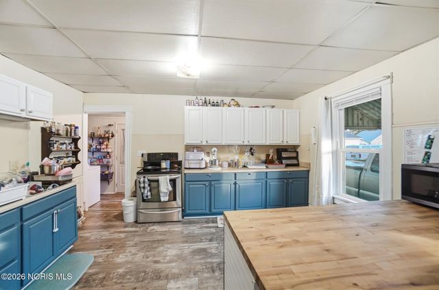 322 Midland Avenue, Findlay, OH 45840