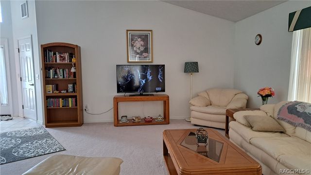 10444 S Clint Loop, Floral City, FL 34436