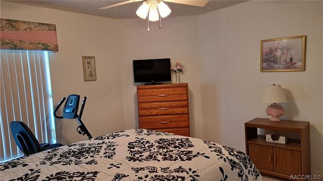 10444 S Clint Loop, Floral City, FL 34436