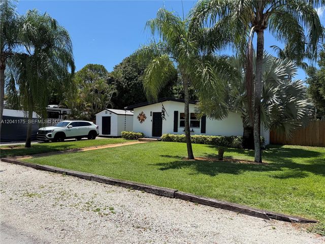 2848 SW 13th Ct, Fort Lauderdale, FL 33312