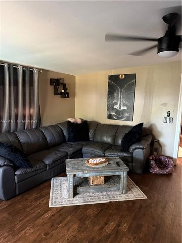 2848 SW 13th Ct, Fort Lauderdale, FL 33312