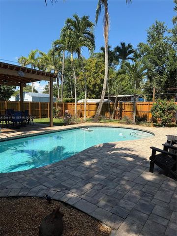 2848 SW 13th Ct, Fort Lauderdale, FL 33312