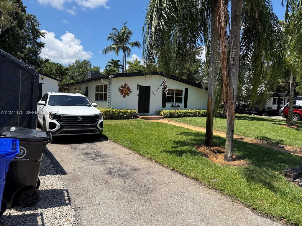 2848 SW 13th Ct, Fort Lauderdale, FL 33312