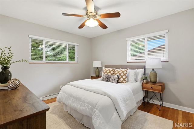 8830 Red Oak Drive, Crestwood, MO 63126